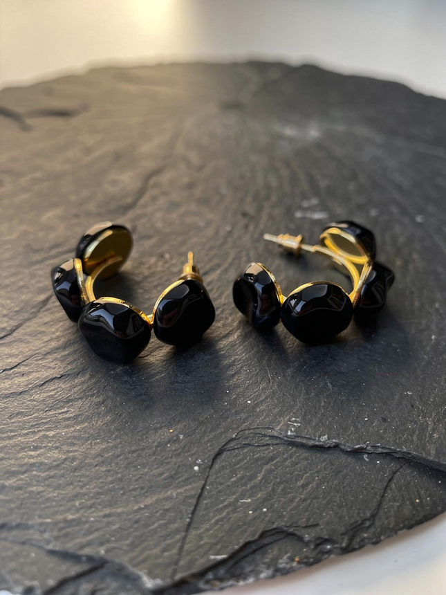 Gold Detaylı Halka Siyah Küpe